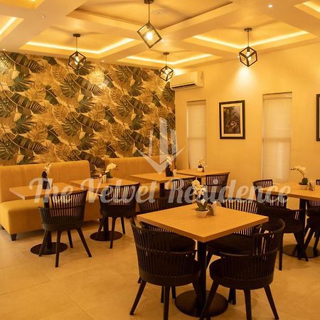 The Velvet Residence Abuja Extérieur photo