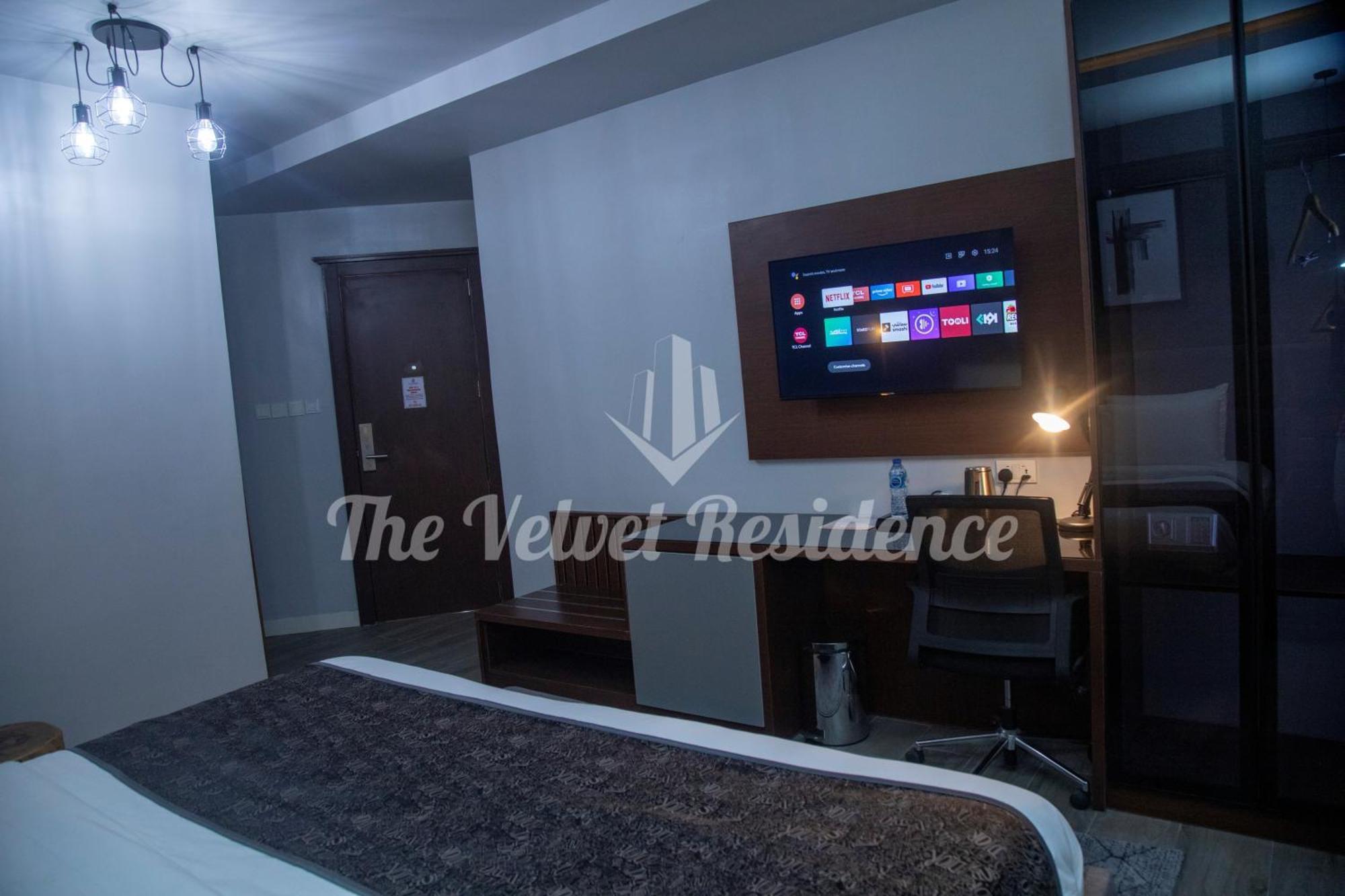 The Velvet Residence Abuja Extérieur photo