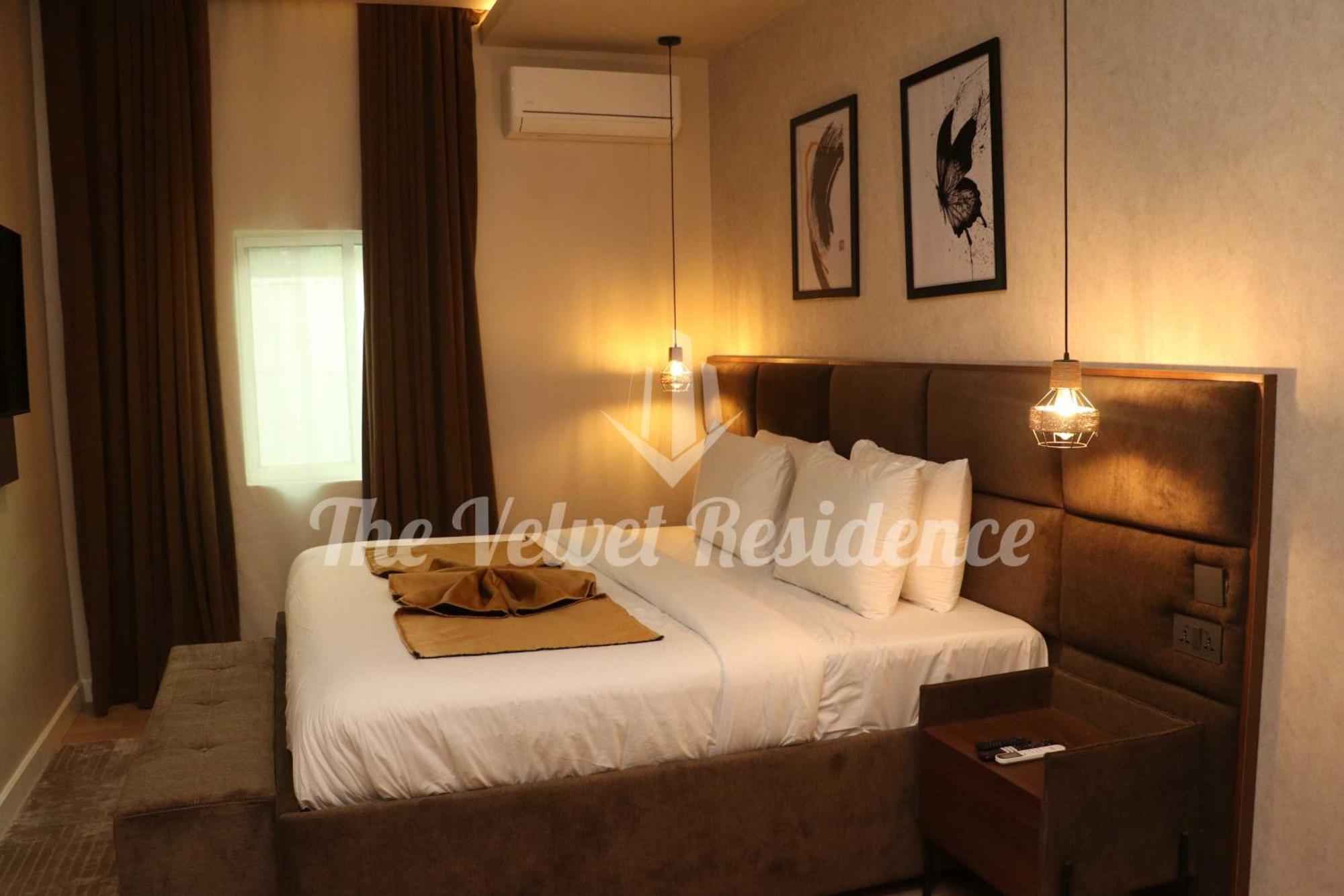 The Velvet Residence Abuja Extérieur photo