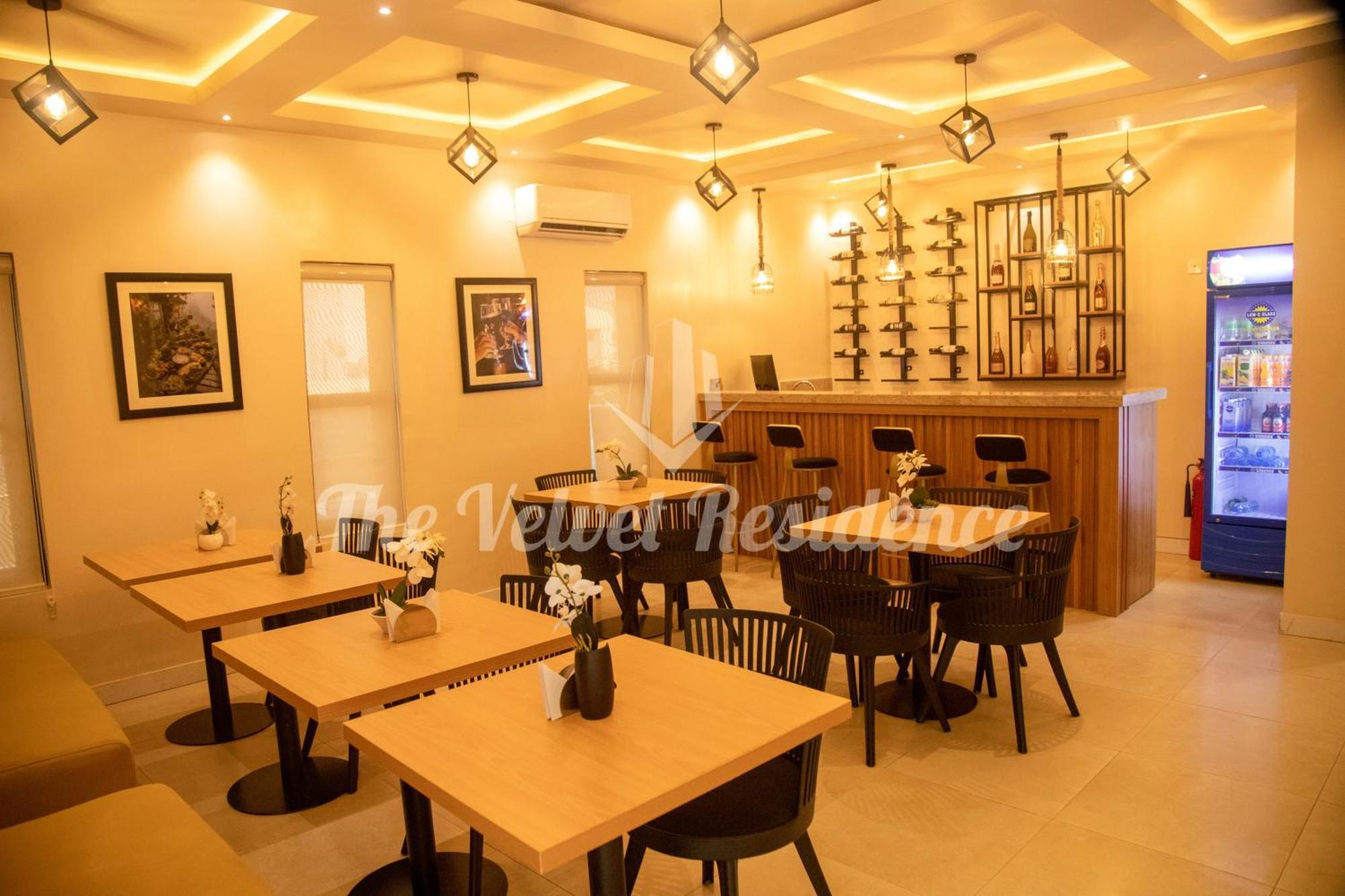 The Velvet Residence Abuja Extérieur photo